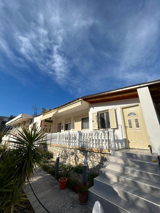 Hotel Vila Andi Zverneci Extérieur photo