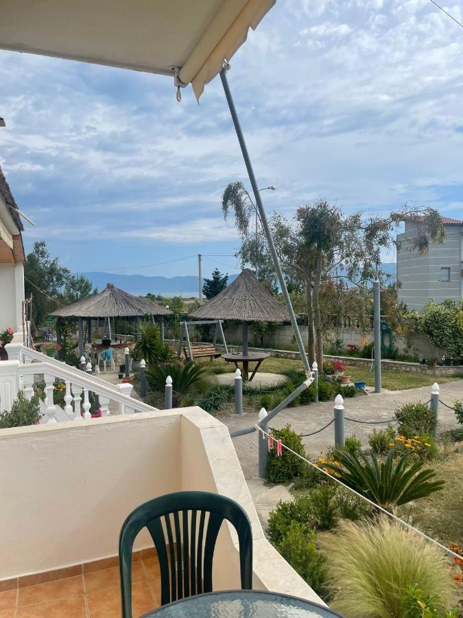 Hotel Vila Andi Zverneci Extérieur photo