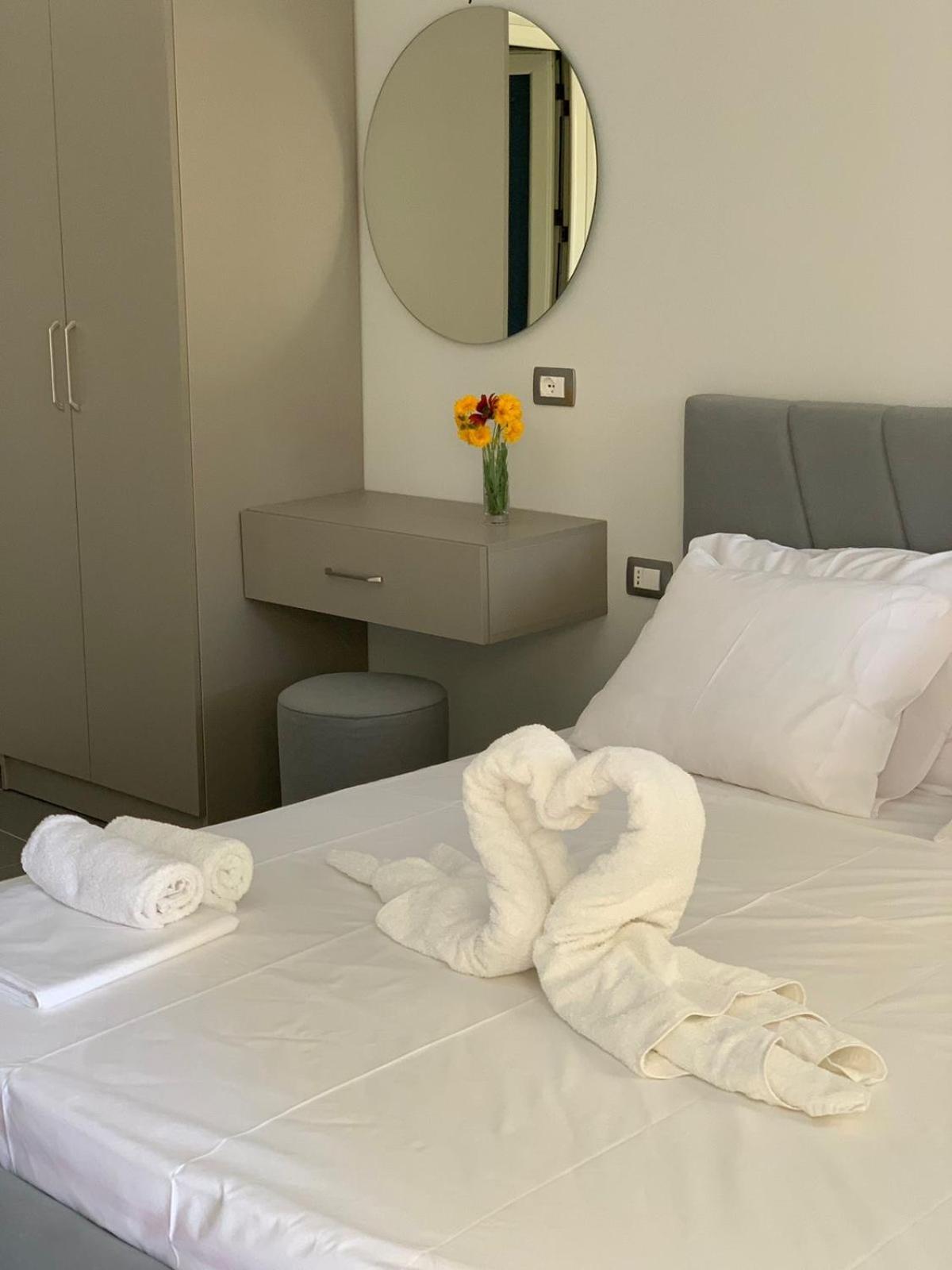 Hotel Vila Andi Zverneci Extérieur photo